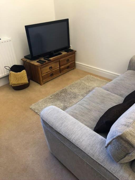 Fusilier Apartment Wrexham City Esterno foto