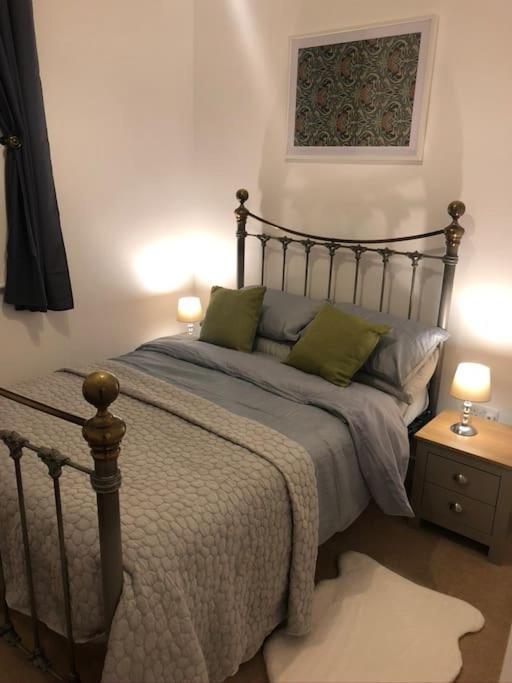 Fusilier Apartment Wrexham City Esterno foto